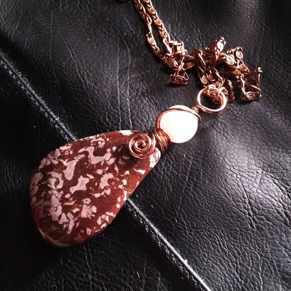 Sensual!!! Dark Brown Stone w. Pink Speckles + Rose Quartz Pendant Necklace - Picture 5 of 14